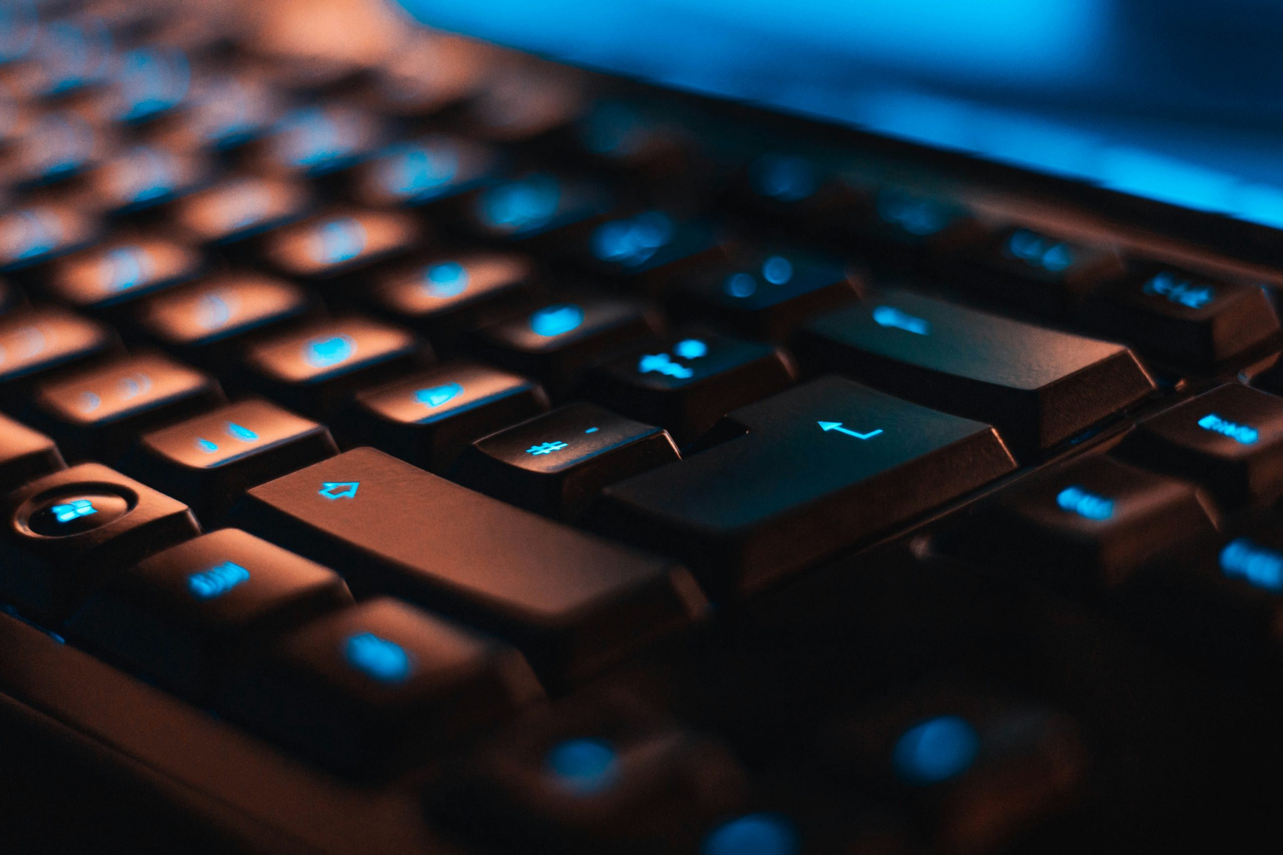 christian wiediger WkfDrhxDMC8 unsplash scaled